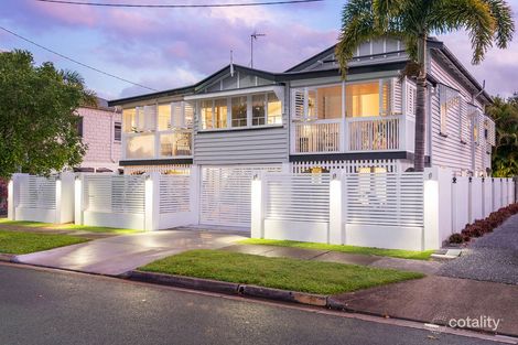 Property photo of 16 Broad Street Labrador QLD 4215