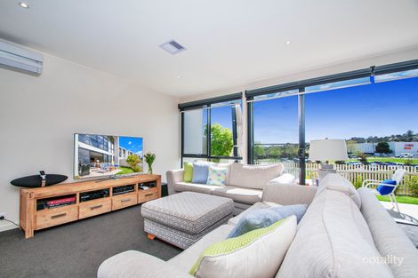 Property photo of 39 Belsay Chase Chirnside Park VIC 3116