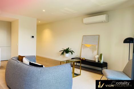 Property photo of 1/15-35 Thistlethwaite Street South Melbourne VIC 3205