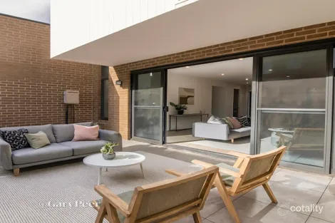 Property photo of 4/20 Rigby Avenue Carnegie VIC 3163