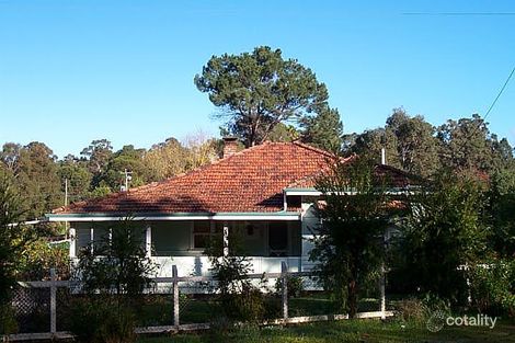 24 Mundaring Weir Rd, Mundaring, WA 6073