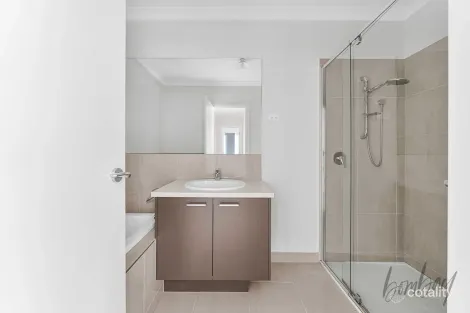 Property photo of 67 Roscoe Avenue Kalkallo VIC 3064