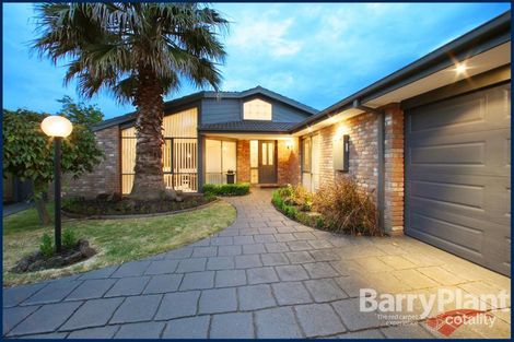 15 Wyandra Way, Rowville, VIC 3178