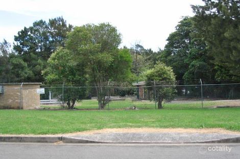 Property photo of 2 St James Crescent Dapto NSW 2530