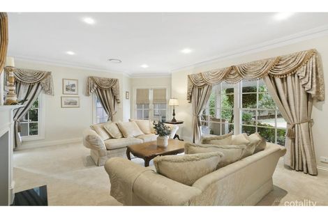 Property photo of 10 Silky Oak Grove Elderslie NSW 2570