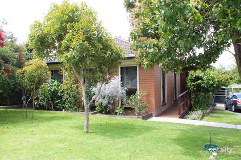 Property photo of 30 Sweet Gum Avenue Narre Warren VIC 3805