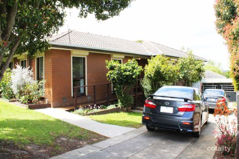 Property photo of 30 Sweet Gum Avenue Narre Warren VIC 3805