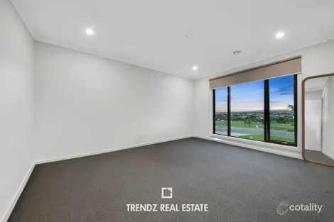 Property photo of 30 Clara Drive Clyde North VIC 3978