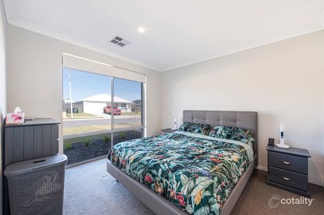 Property photo of 47 Kalbarri Way Dawesville WA 6211