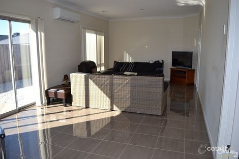 Property photo of 36 Verdant Avenue Officer VIC 3809