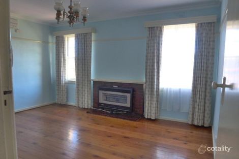 Property photo of 10 Nola-Anne Avenue Reservoir VIC 3073