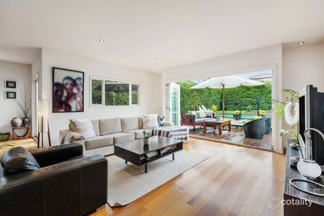 Property photo of 61 Autumn Crescent Mount Eliza VIC 3930
