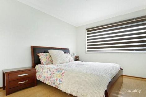 Property photo of 20 Hutchinson Drive Balgownie NSW 2519