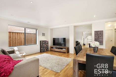 Property photo of 25 Fernwren Drive Berwick VIC 3806