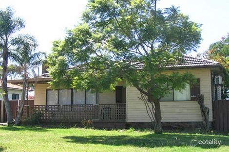 27 Bamfield Ave, Yagoona, NSW 2199