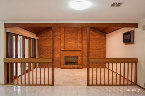 Property photo of 50 Nantilla Crescent Werribee VIC 3030