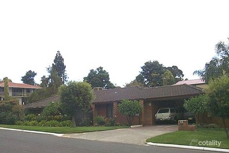 16 Freesia Way, Willetton, WA 6155