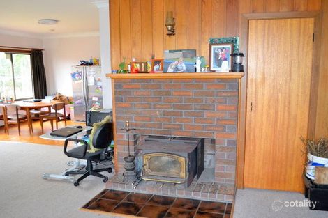 Property photo of 3 Ingleside Road Karabar NSW 2620