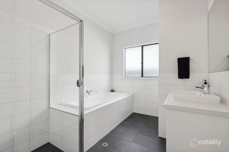 Property photo of 12 Eagle Way Encounter Bay SA 5211