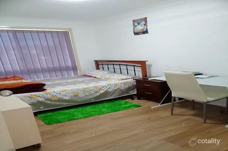 Property photo of 39 Hydrangea Place Macquarie Fields NSW 2564