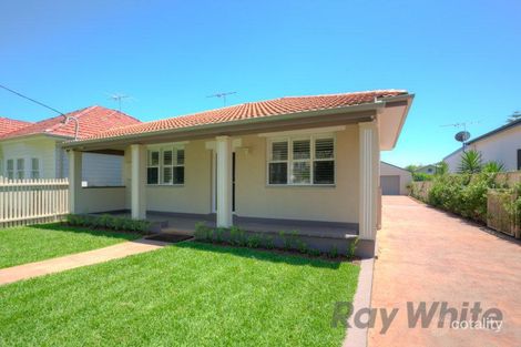 18 Harle St, Hamilton South, NSW 2303