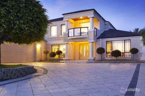 Property photo of 18 The Corniche Hillarys WA 6025