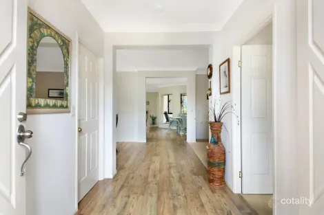 Property photo of 141 Dunlin Drive Burleigh Waters QLD 4220