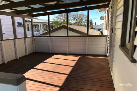 125 West St, Newtown, QLD 4350