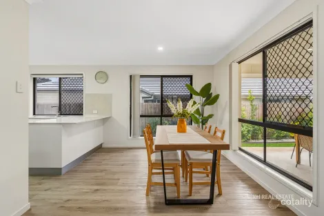 Property photo of 4 Castlewellan Circuit Warner QLD 4500
