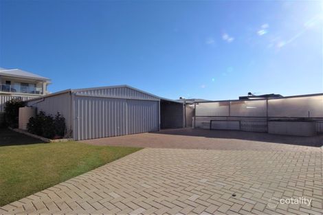 17 Hazel Ave, Quinns Rocks, WA 6030