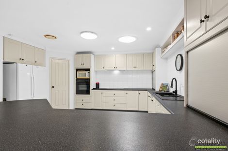 Property photo of 3 Heather Gardens Halls Head WA 6210