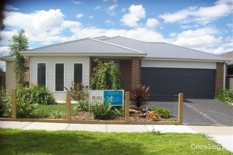 Property photo of 3 Nottingham Close Craigieburn VIC 3064