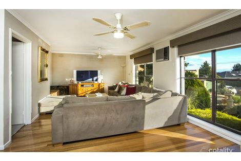 Property photo of 6 Cannes Avenue Avondale Heights VIC 3034
