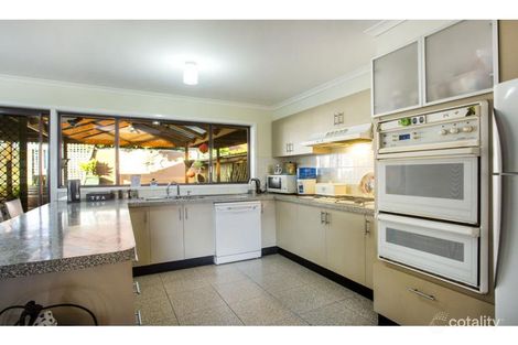 Property photo of 6 Cannes Avenue Avondale Heights VIC 3034