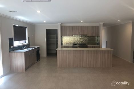 Property photo of 4 St Gwinear Lane Cranbourne North VIC 3977