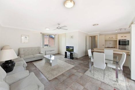 Property photo of 17 Yeramba Road Summerland Point NSW 2259
