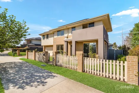 8 Riceflower Dr, Denham Court, NSW 2565