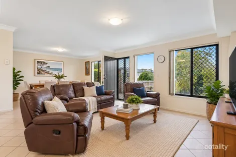 Property photo of 2/80 Wallace Street Chermside QLD 4032