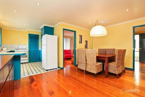 Property photo of 8 Oldfield Grove Gladstone Park VIC 3043