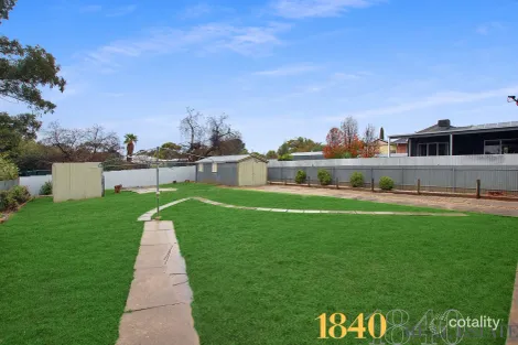 Property photo of 54 Pauls Drive Valley View SA 5093