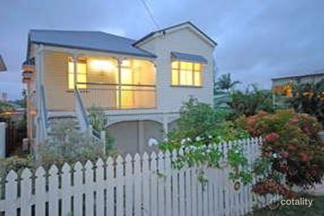 50 Ninth Ave, Coorparoo, QLD 4151