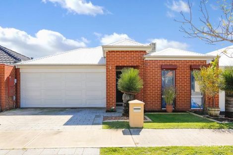 Property photo of 1/2 Twilight Mews Aubin Grove WA 6164