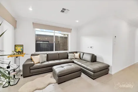 Property photo of 77 Lorraway Street Holt ACT 2615