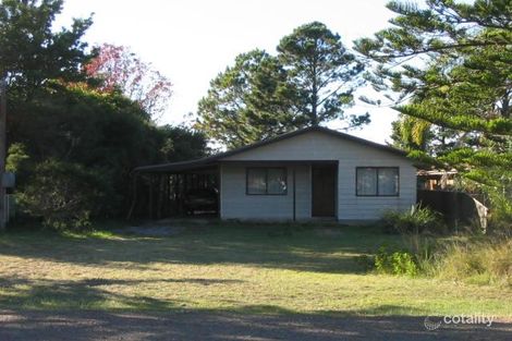 Property photo of 61 Avenue Of The Allies Tanilba Bay NSW 2319
