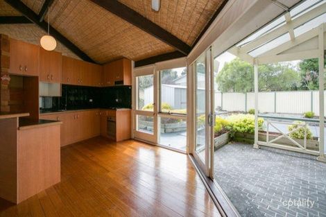 Property photo of 16 Hayes Avenue Rosebud VIC 3939