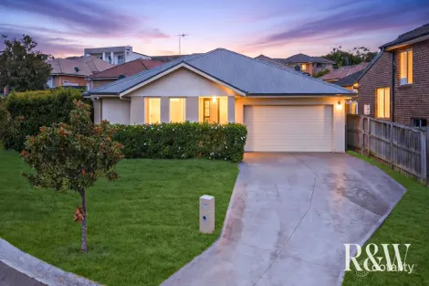 10 Jarvisfield Pl, Macquarie Links, NSW 2565