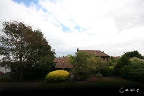 7 Kurrambi Cres, Hallett Cove, SA 5158