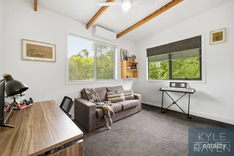 Property photo of 21 Johnson Street Oxley VIC 3678