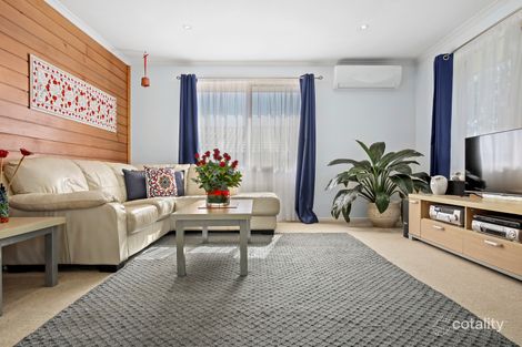 Property photo of 10 Moselle Place Eschol Park NSW 2558