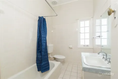 Property photo of 16 Logan Street Greenslopes QLD 4120